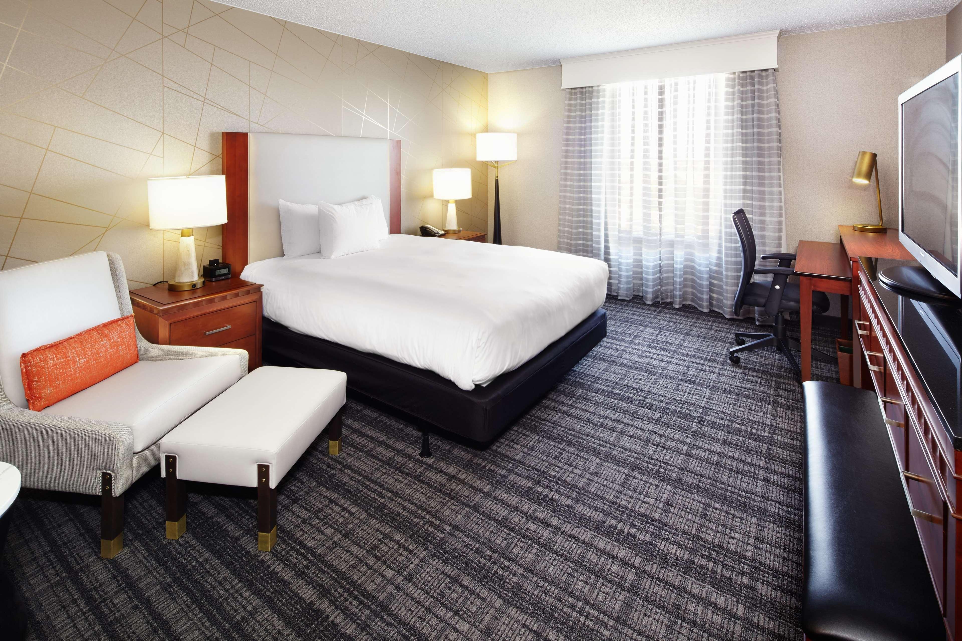 Doubletree By Hilton Dallas Near The Galleria Hotel