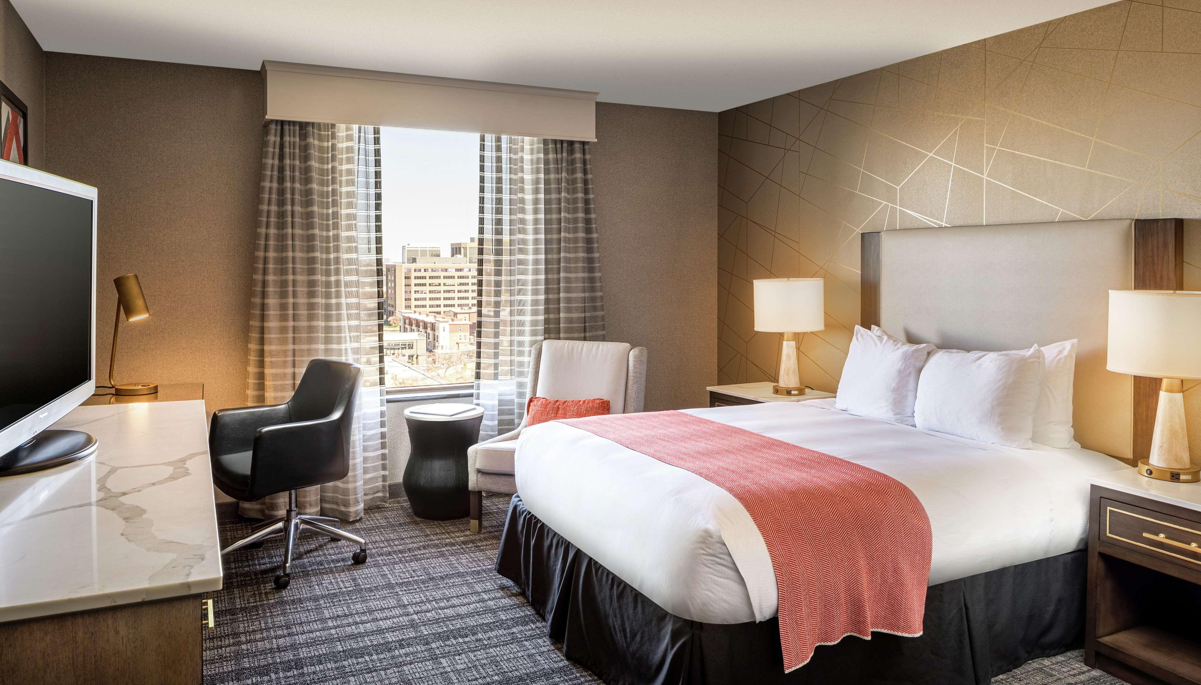 Doubletree By Hilton Dallas Near The Galleria Hotel