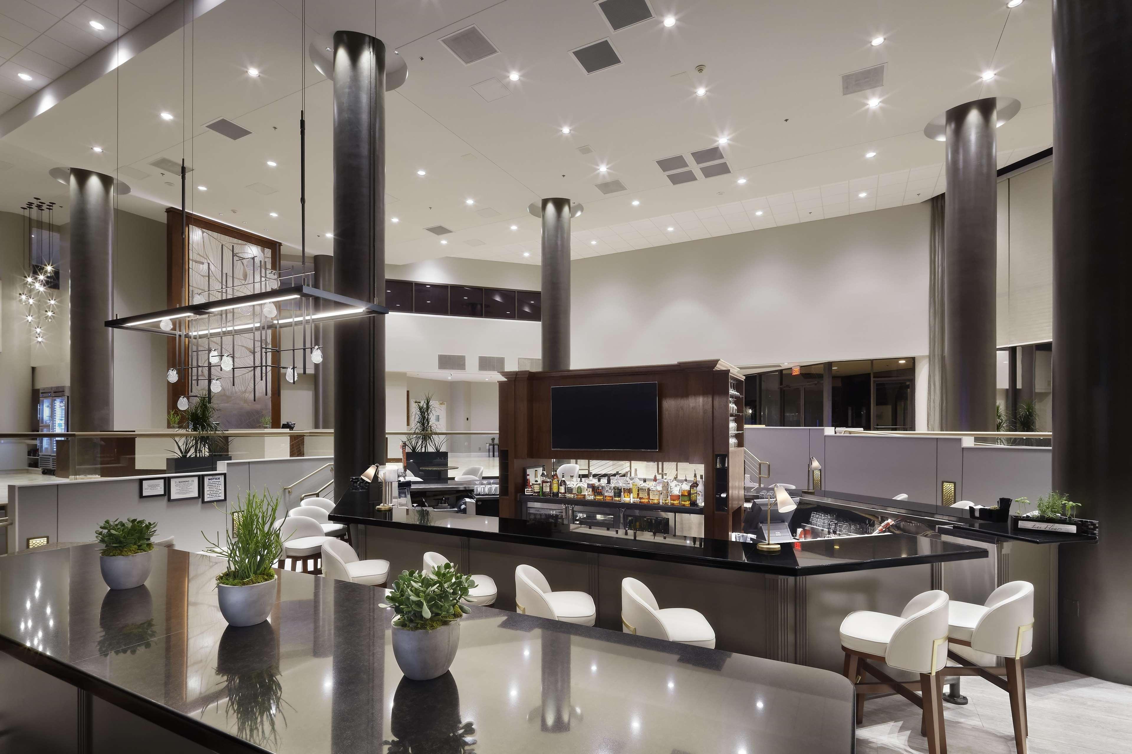 Hotel Doubletree By Hilton Dallas Near The Galleria
