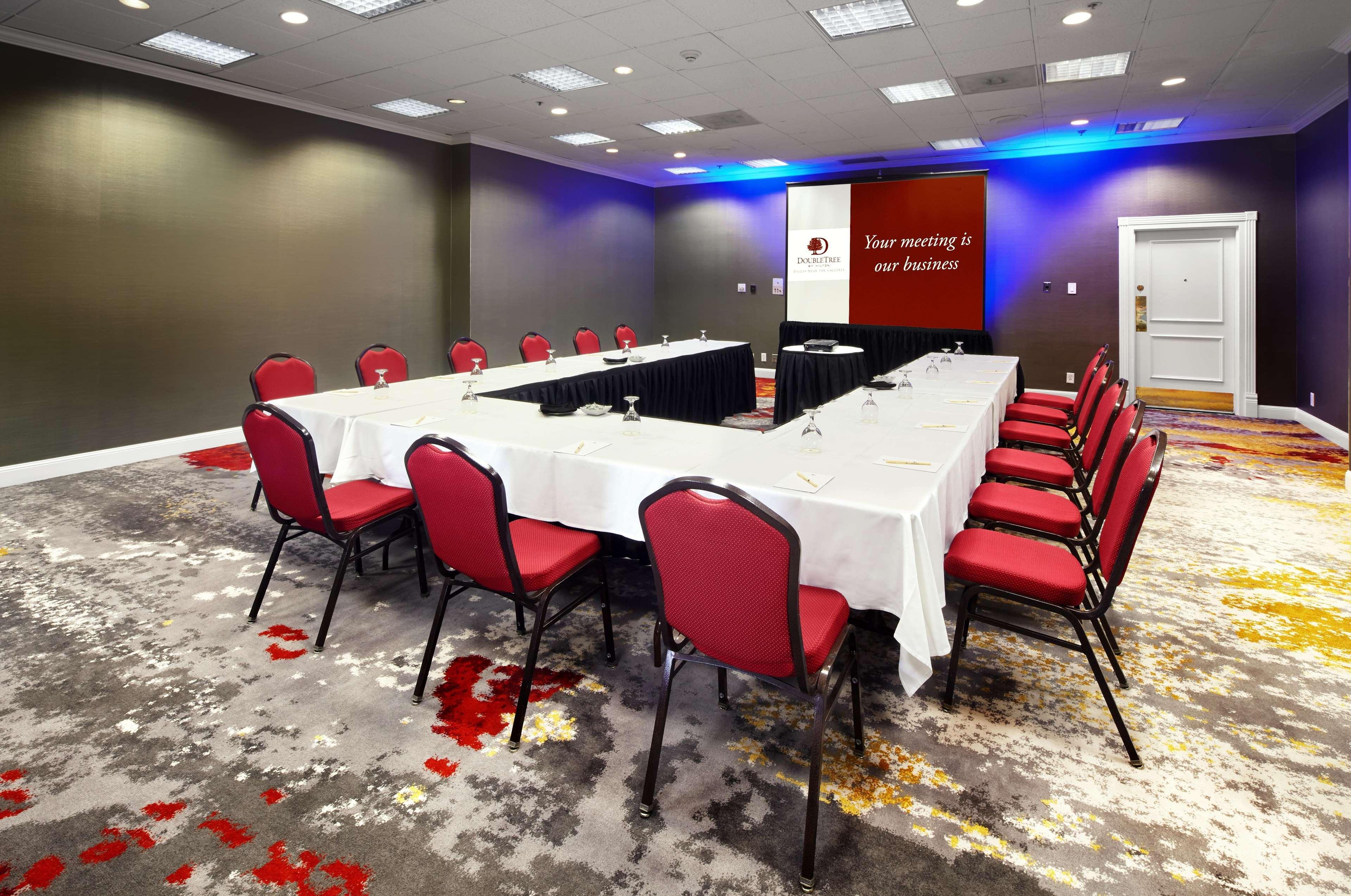 Hotel Doubletree By Hilton Dallas Near The Galleria 3*