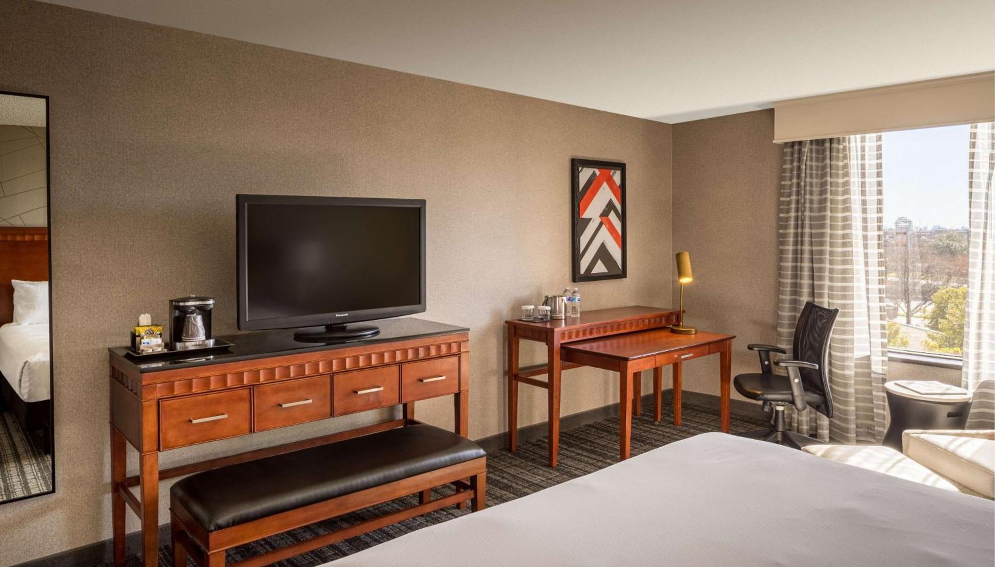 Doubletree By Hilton Dallas Near The Galleria