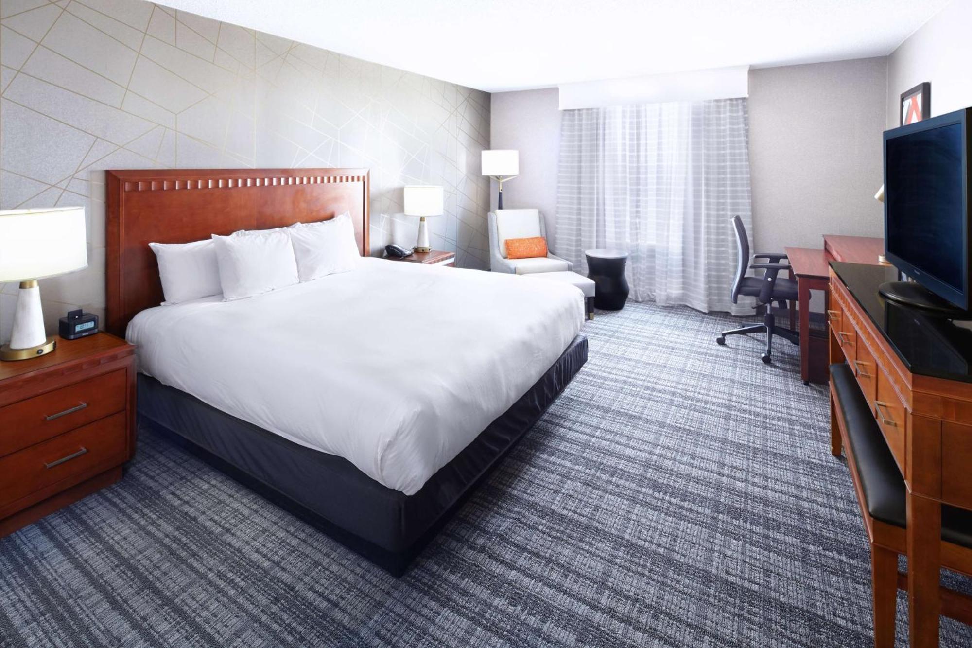 Hotel Doubletree By Hilton Dallas Near The Galleria Addison