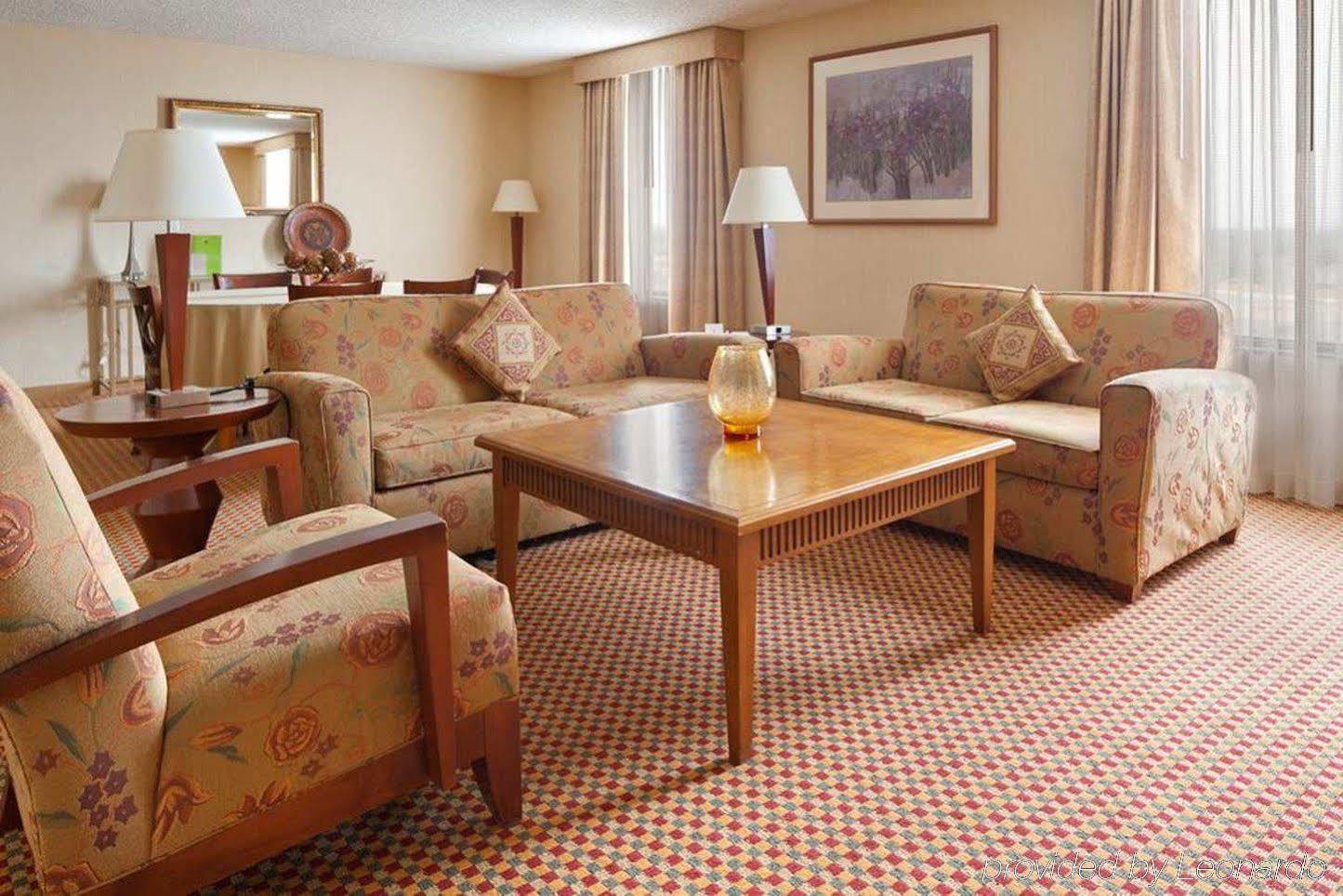 Doubletree By Hilton Dallas Near The Galleria 3* Addison