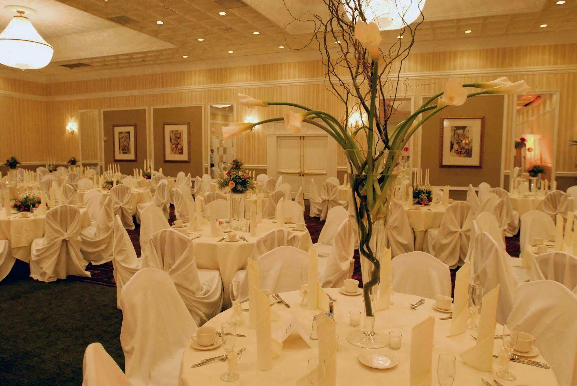 Doubletree By Hilton Dallas Near The Galleria 3*